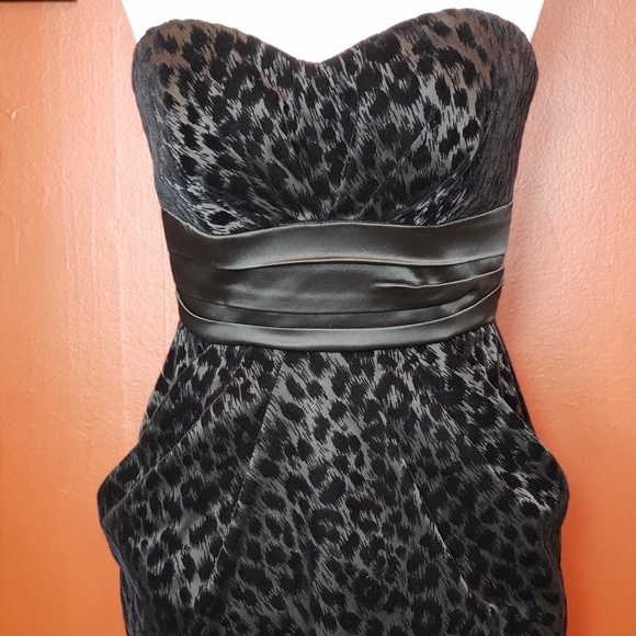 Bebe strapless dress - Picture 2 of 8